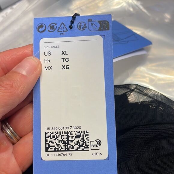 NWT Mugler x H and M collab woman’s knot detail one shoulder dress - Picture 11 of 11